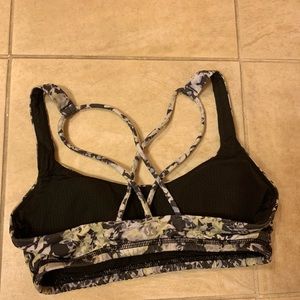 LULULEMON sports bra